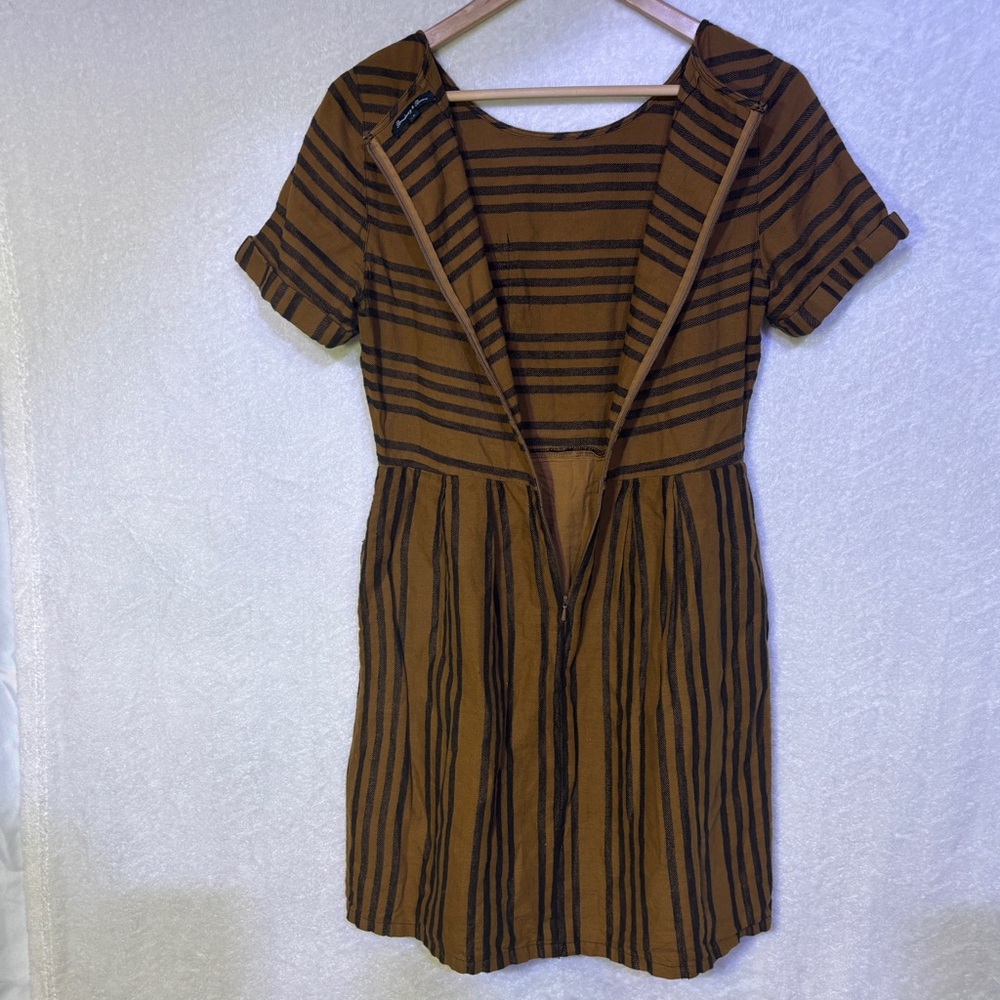 Broadway & Broome - Mustard Yellow and Black Pleated A-Line Mini Dress - Picture 6 of 8